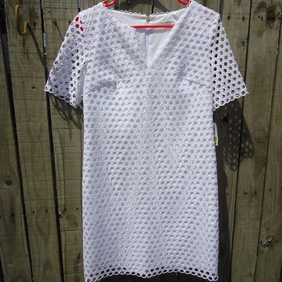 NWT Trina Turk White Eyelet Museum Dress $278 sz 2